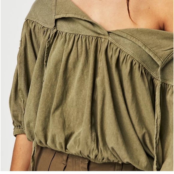 WE THE FREE NO GOOD ALONE GREEN CROP SLOUCHY SHIRT SIZE XS NWOT - Picture 1 of 2